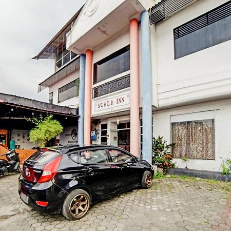 Oyo 90450 Sentra Inn Medan Extérieur photo