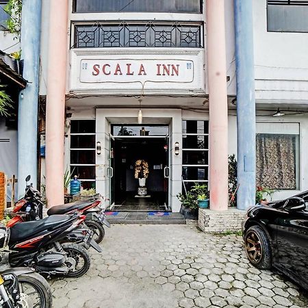 Oyo 90450 Sentra Inn Medan Extérieur photo