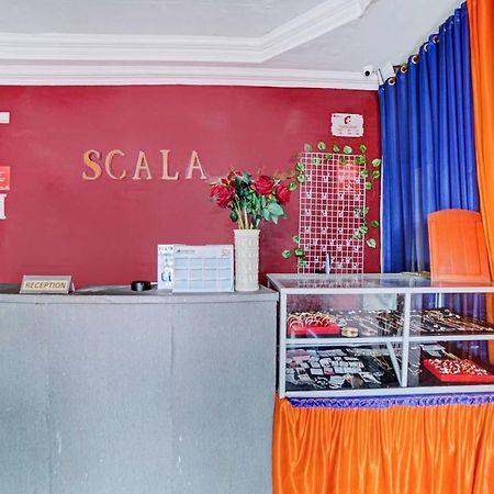 Oyo 90450 Sentra Inn Medan Extérieur photo