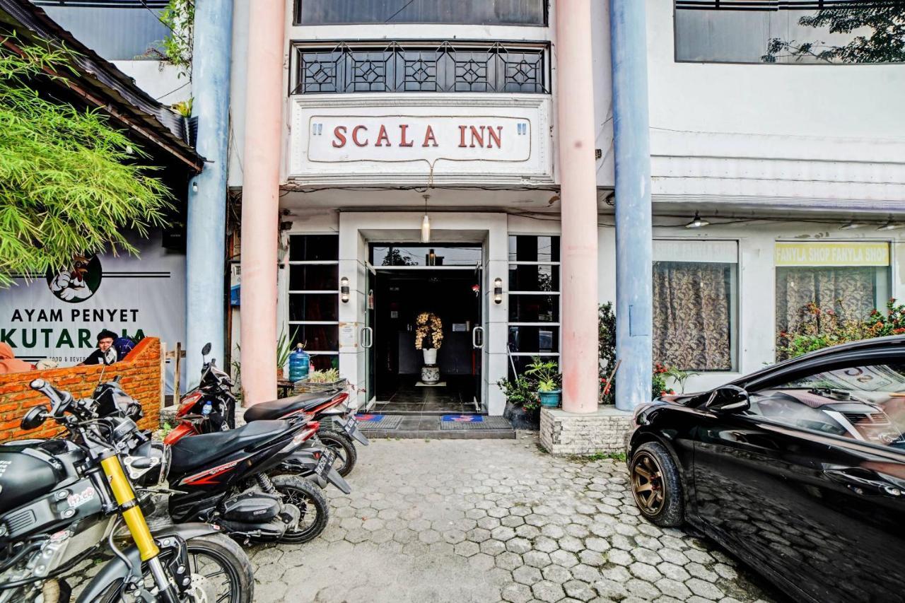 Oyo 90450 Sentra Inn Medan Extérieur photo