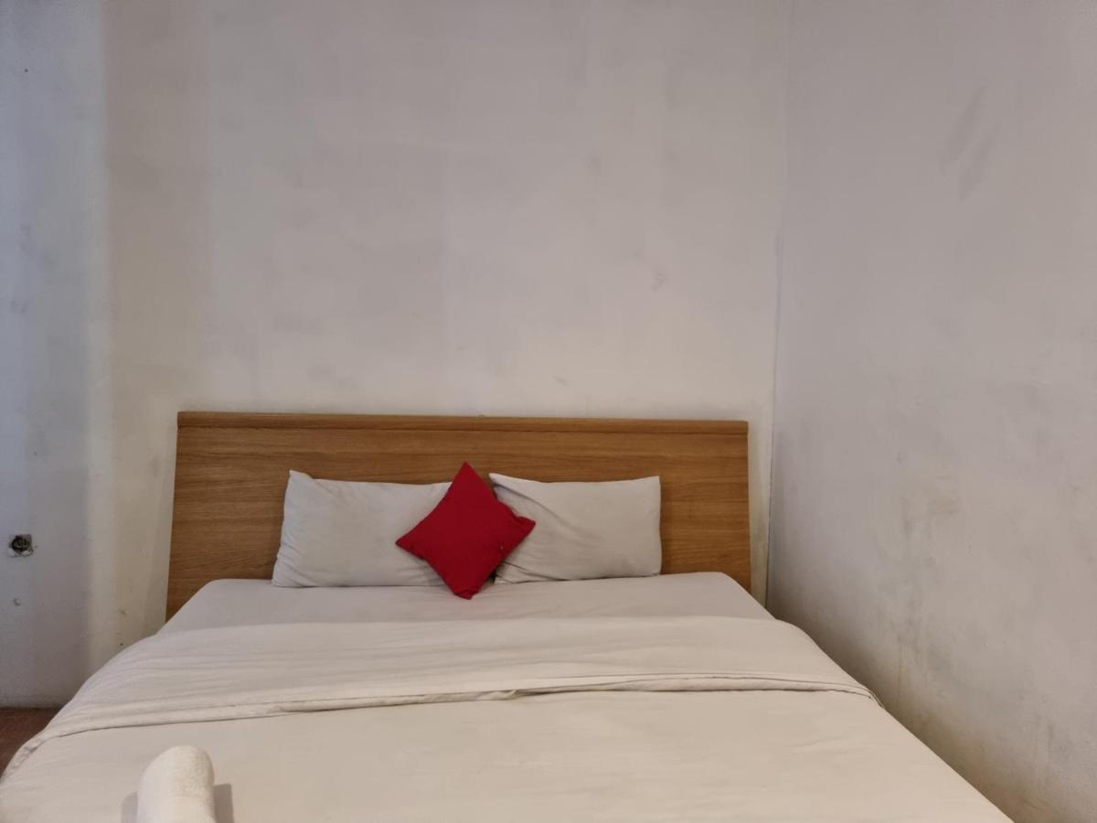 Oyo 90450 Sentra Inn Medan Extérieur photo